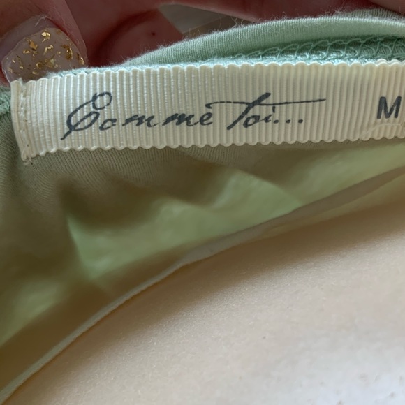 Anthropologie Comme Toi Cropped Sweatshirt Medium - Picture 3 of 3